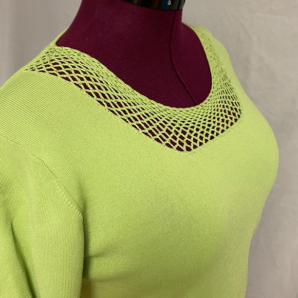 Beta's Choice top - Picture 2 of 5